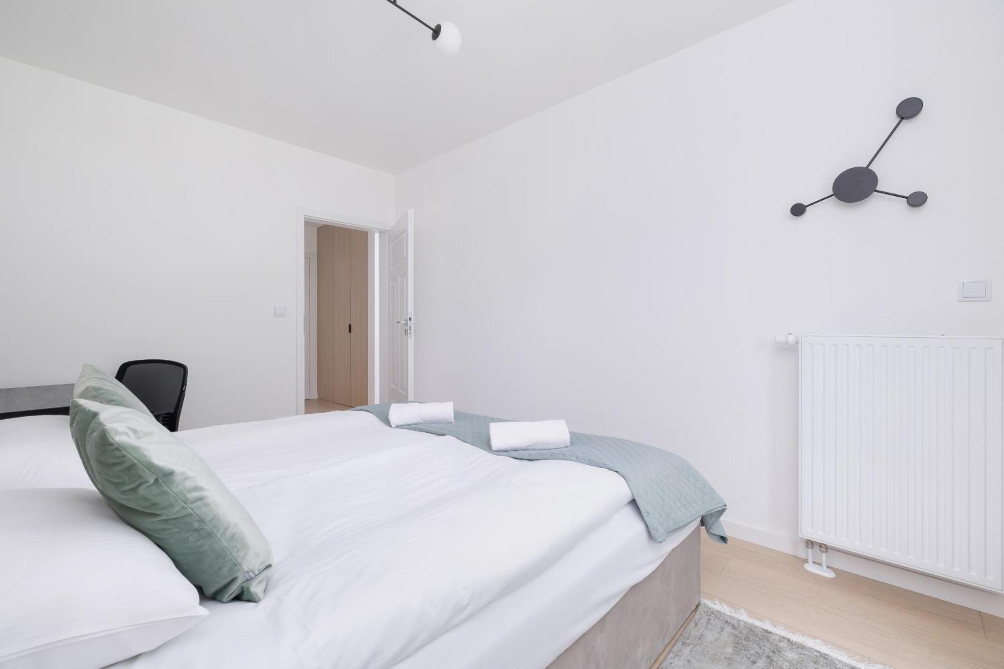 Krowoderska Apartment With Balcony Near City Center By Rent Like Home Краків Екстер'єр фото