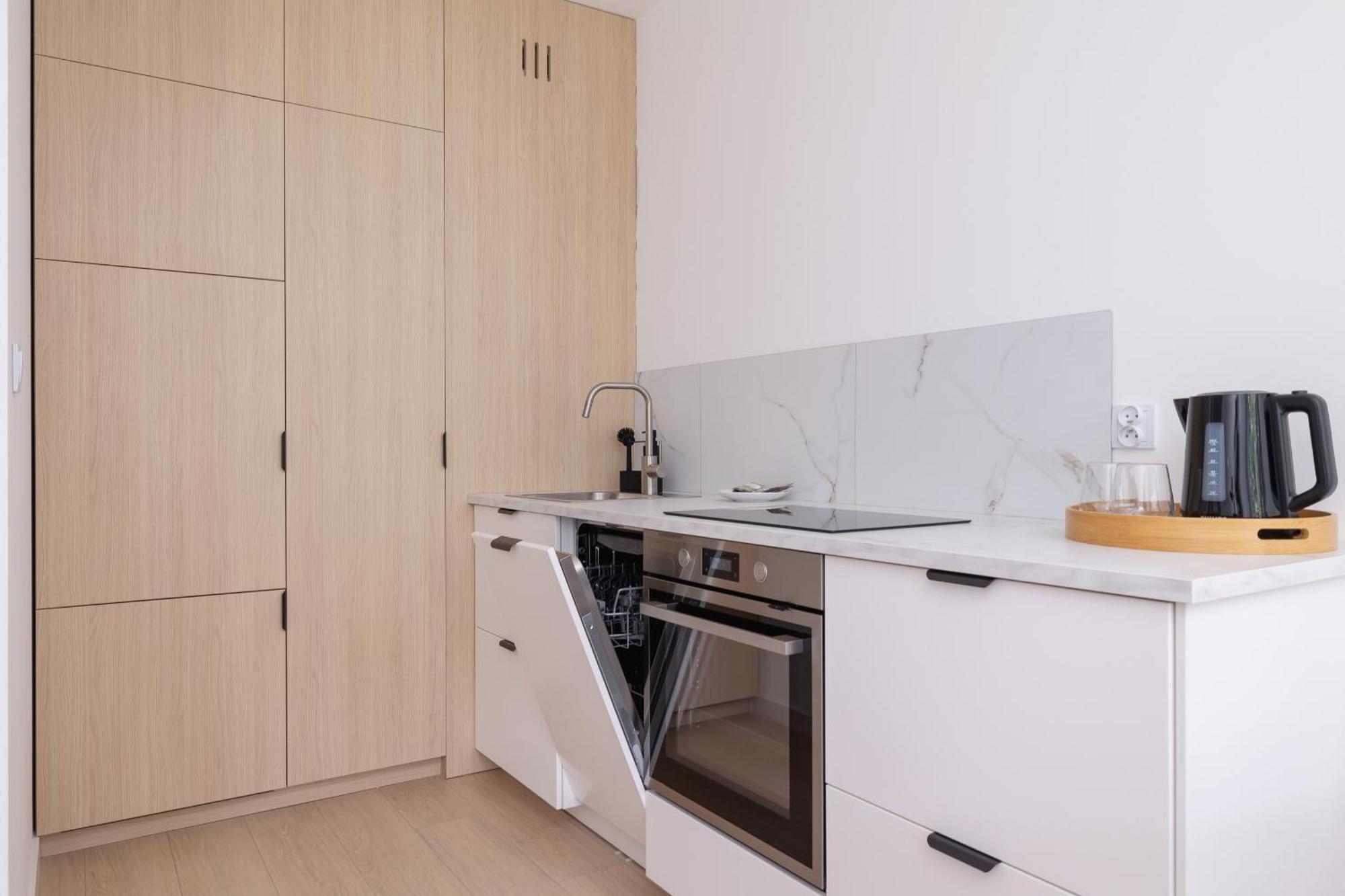 Krowoderska Apartment With Balcony Near City Center By Rent Like Home Краків Екстер'єр фото